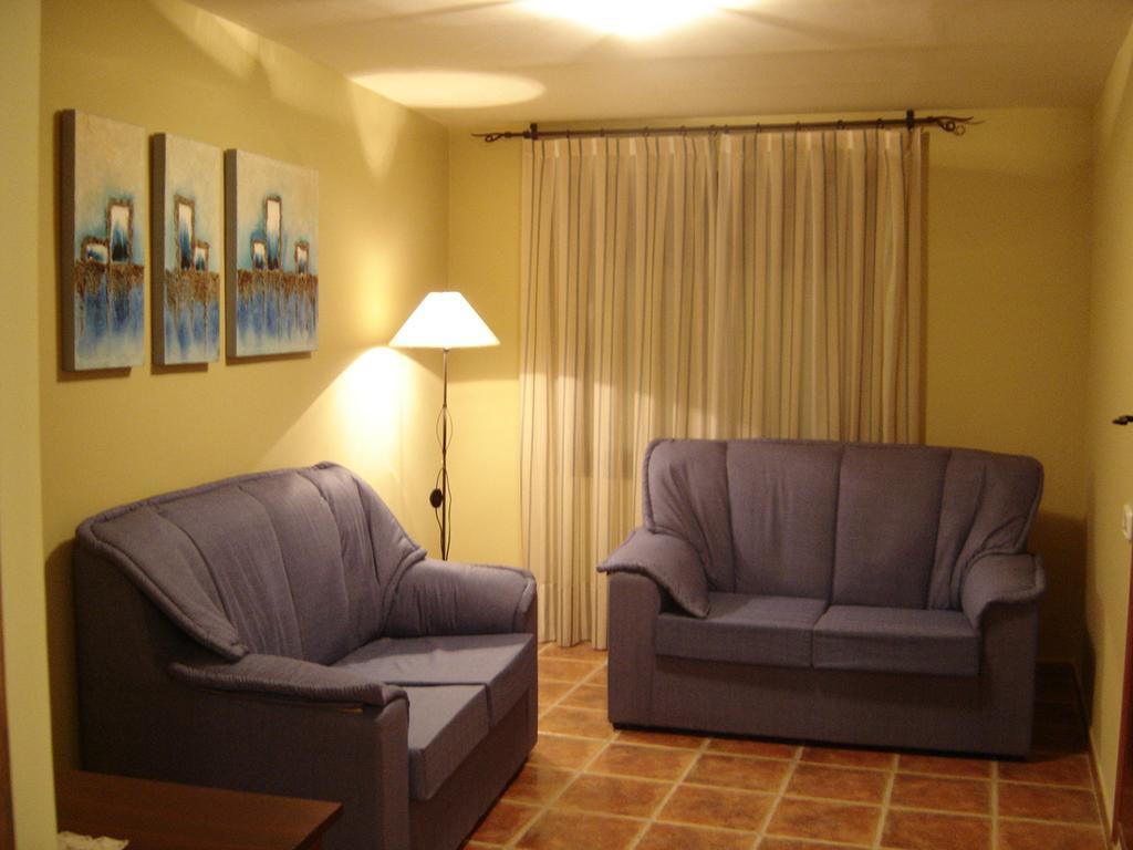 Arens de Lledo Hostal Casa Laure Y Mª Jose מראה חיצוני תמונה