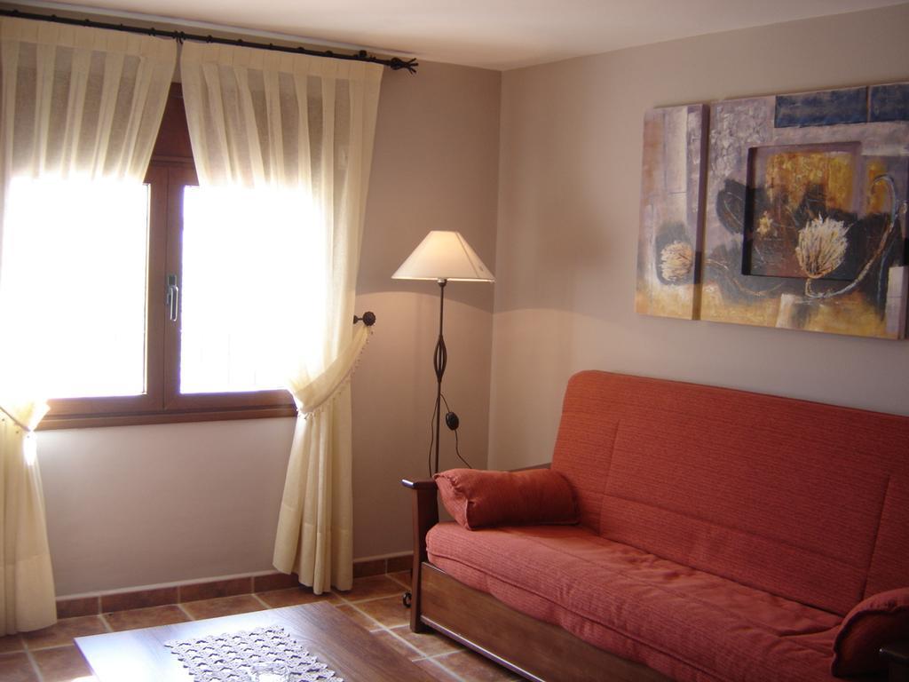 Arens de Lledo Hostal Casa Laure Y Mª Jose מראה חיצוני תמונה
