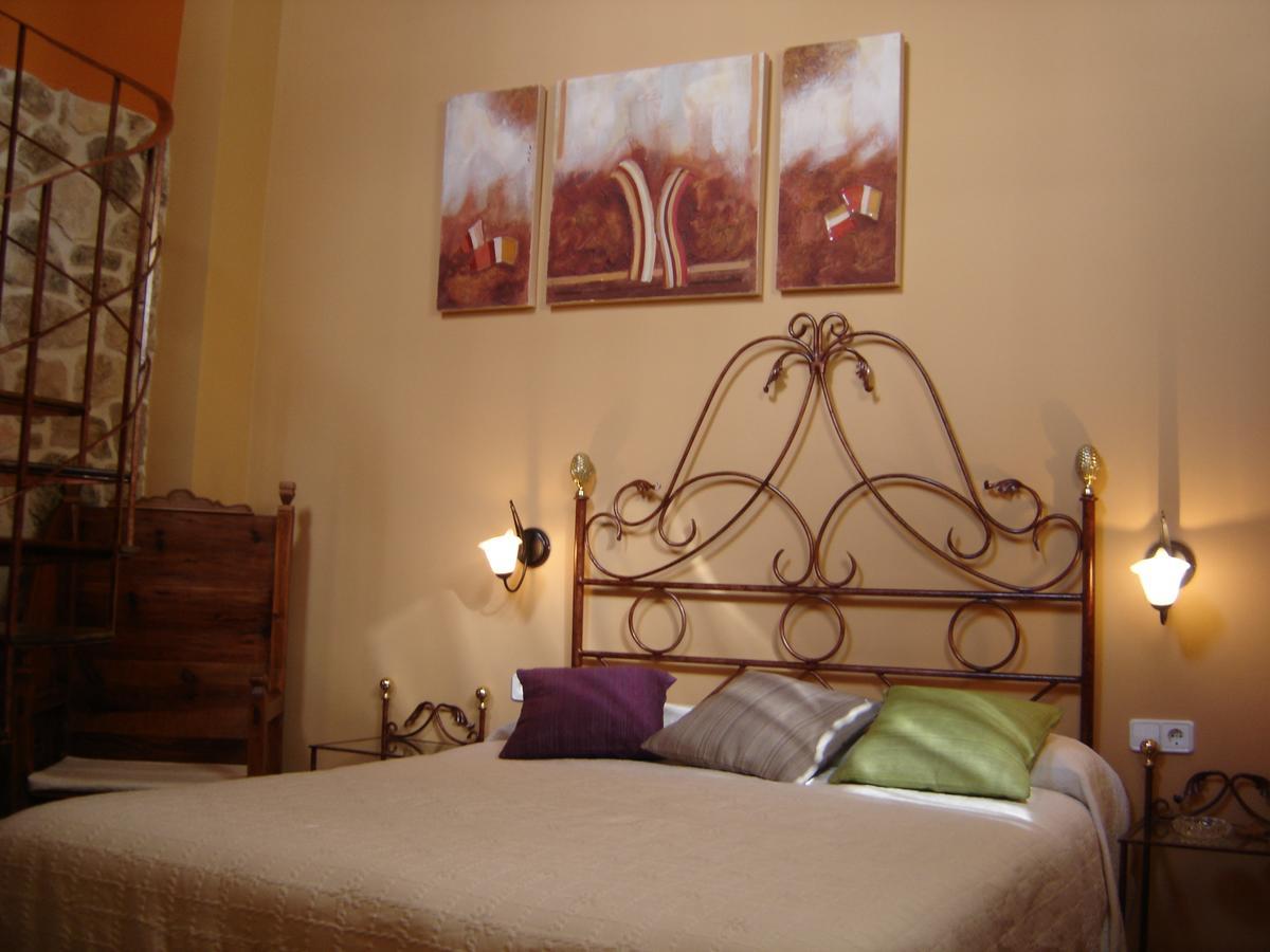 Arens de Lledo Hostal Casa Laure Y Mª Jose מראה חיצוני תמונה