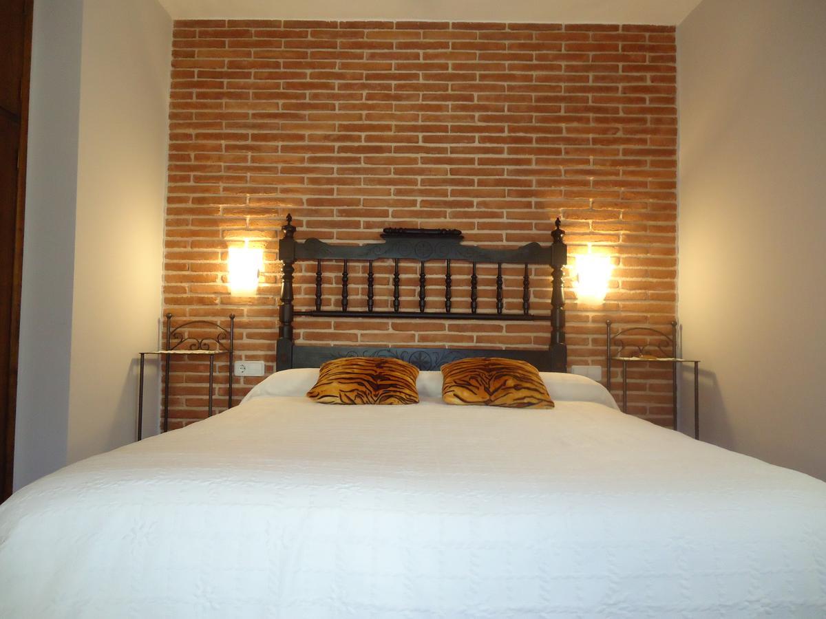 Arens de Lledo Hostal Casa Laure Y Mª Jose מראה חיצוני תמונה