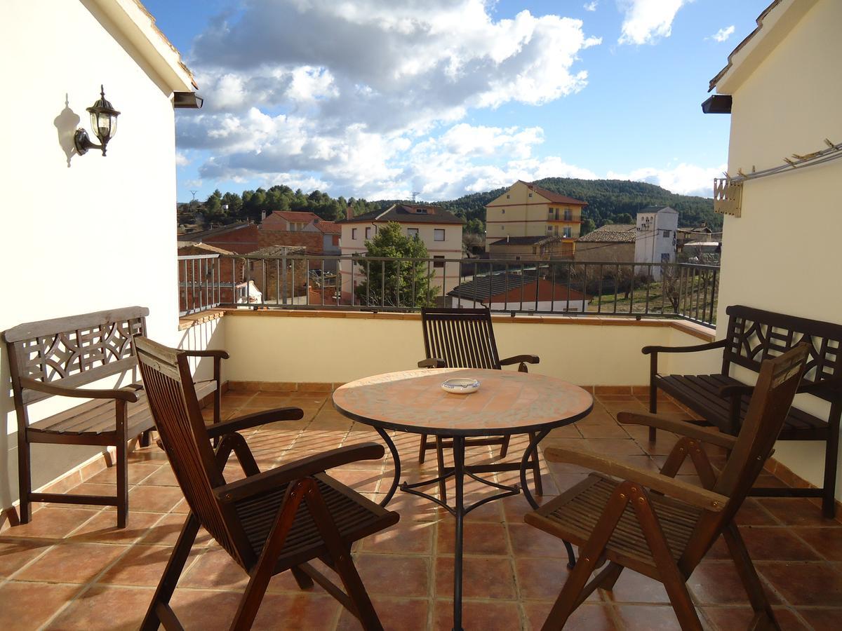 Arens de Lledo Hostal Casa Laure Y Mª Jose מראה חיצוני תמונה